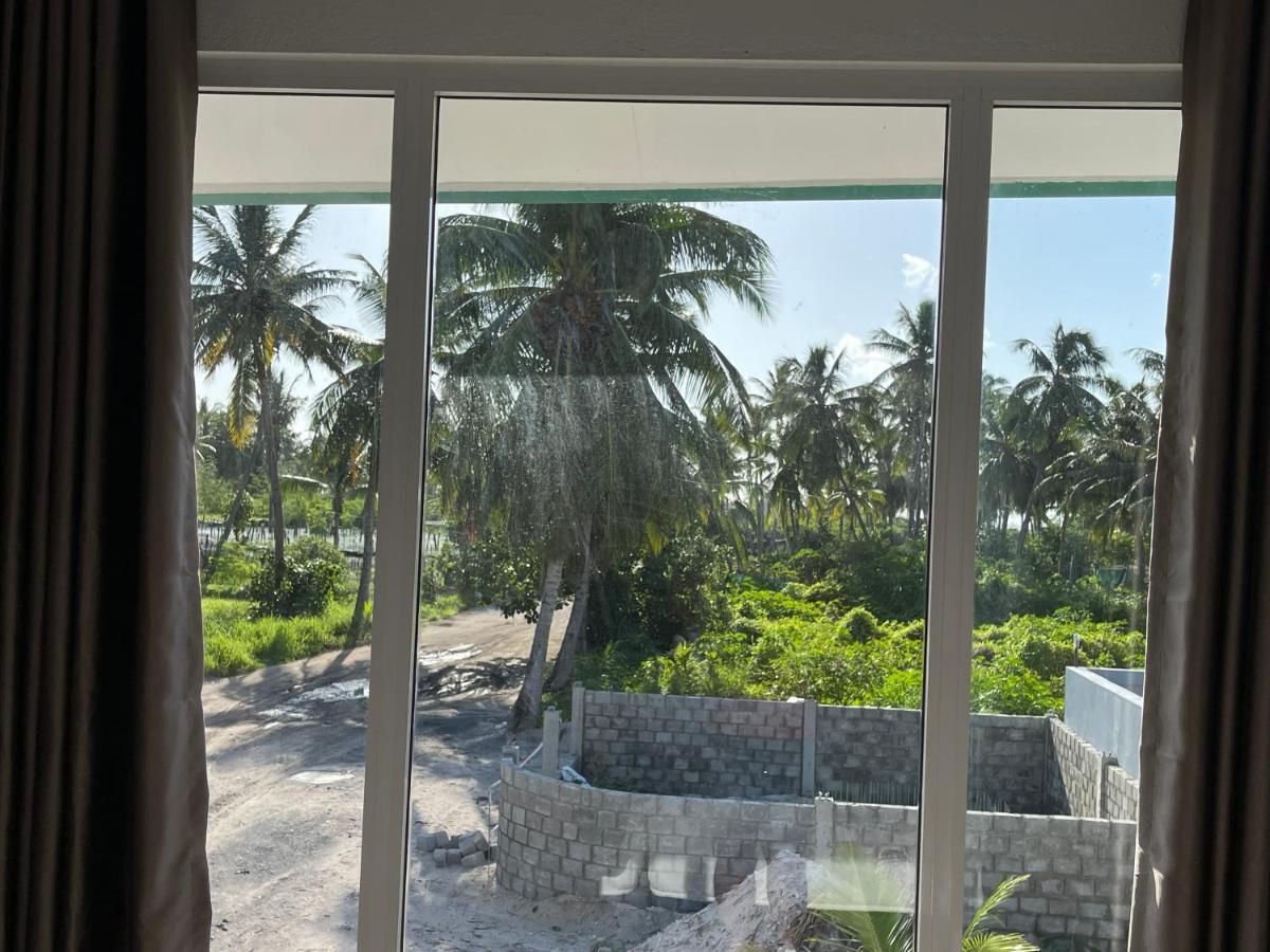 Dacha Thoddoo White Sand Exterior photo